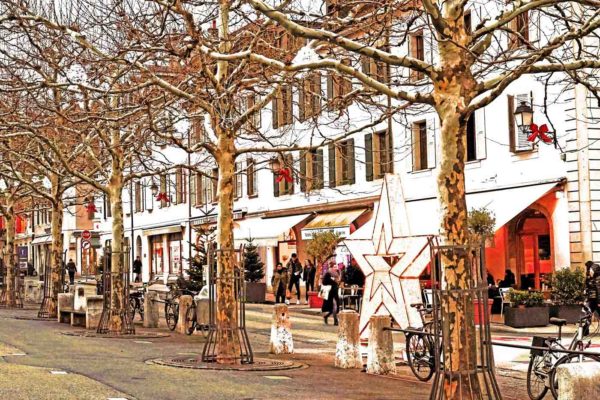 Carouge, la Place du Marché en psychedelic