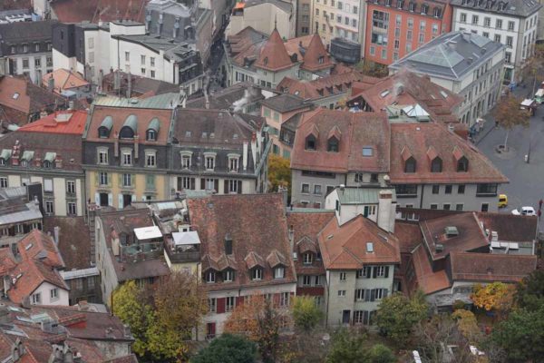 Lausanne vue aérienne du cente historique